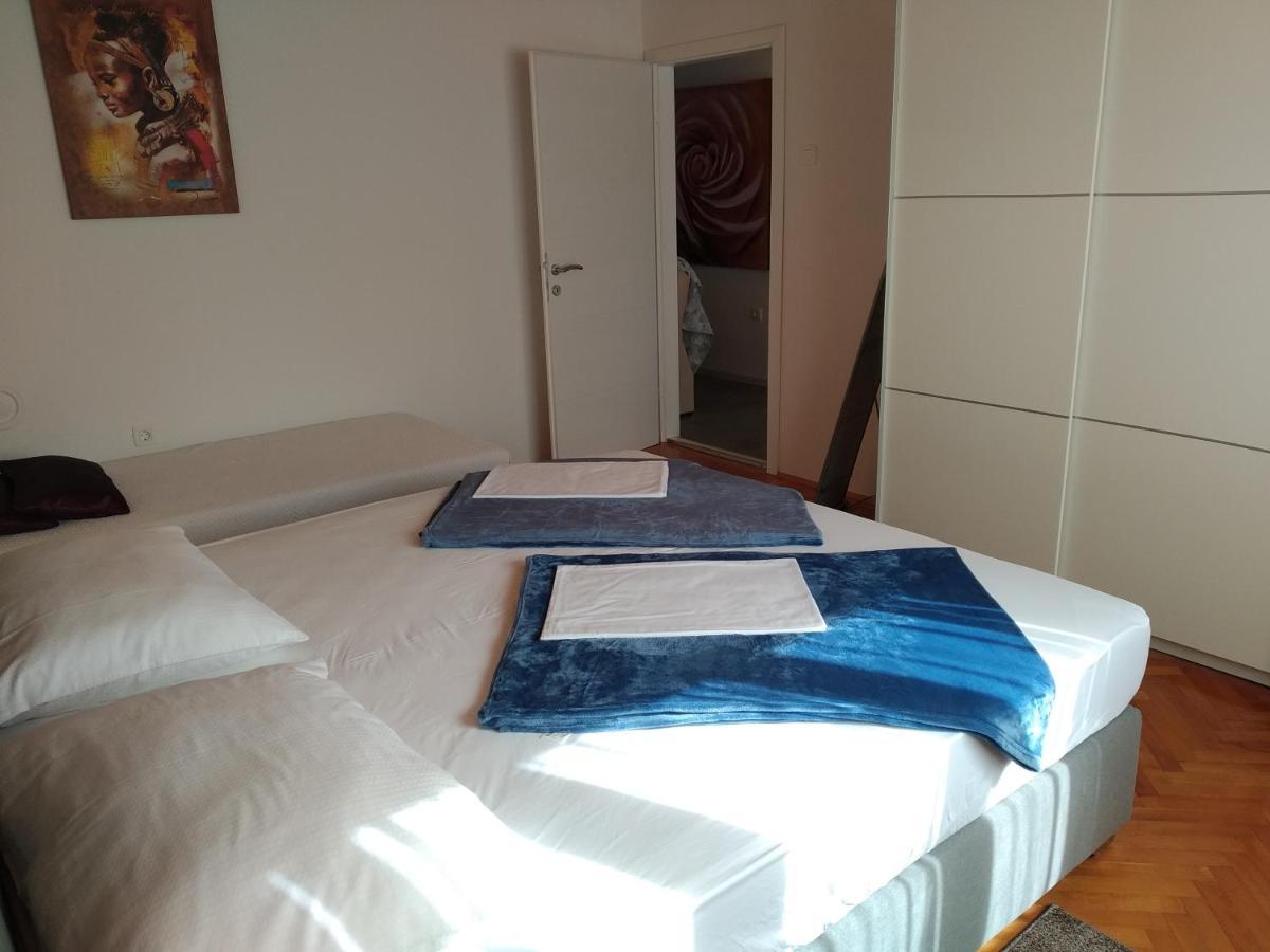 Ferienwohnung Ines Novi Vinodolski Exterior foto